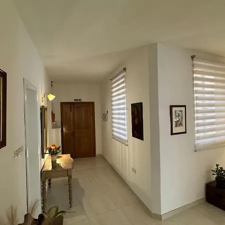 아파트 Modern Seaview-2 Min From 슬리에마