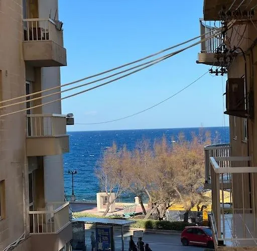 Modern Seaview-2 Min From